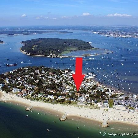 Top Floor Sandbanks Apartment With Free Parking Just Minutes From The Beach And Bars Canford Cliffs المظهر الخارجي الصورة